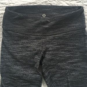 Lululemon thick gray pattern leggings, appx size 2